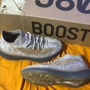 adidas Yeezy boost 380 “pepper” (WITH BOX)